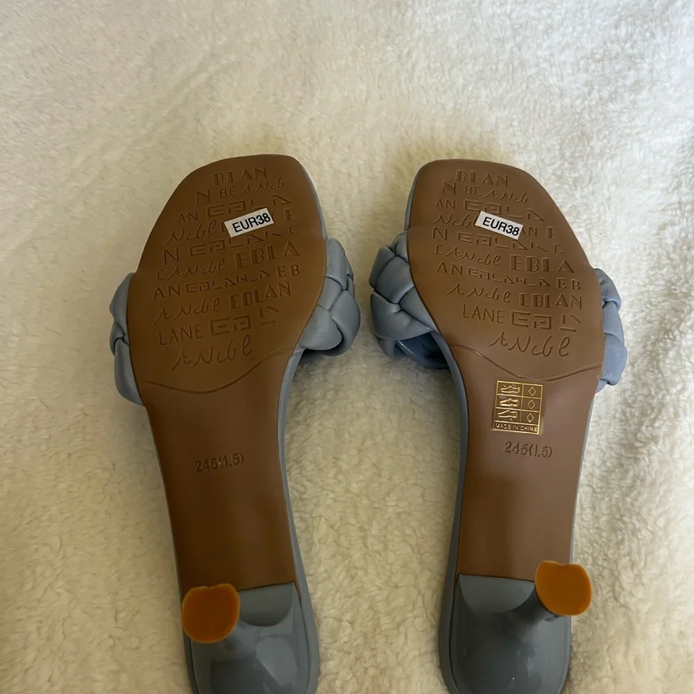 Women sandal - Picture 4 of 4